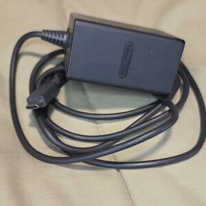 Nintendo Switch Charger OEM HAC-002 USB-C AC Adapter Power Cord